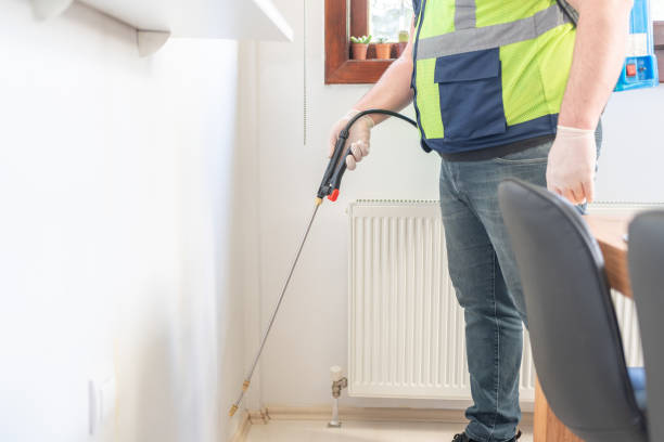 Best Commercial Pest Control Services  in Dike, IA